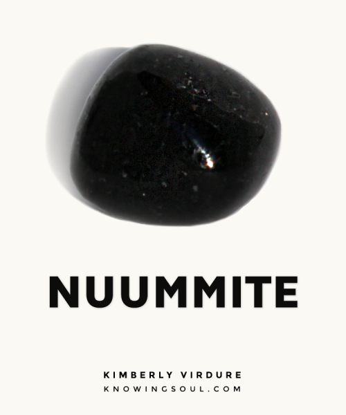 Nuummite